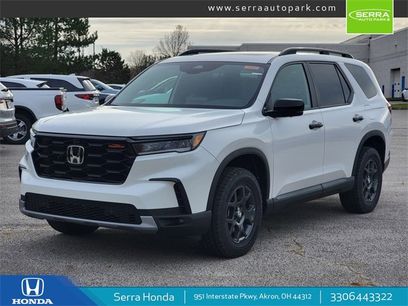 New 2025 Honda Pilot TrailSport