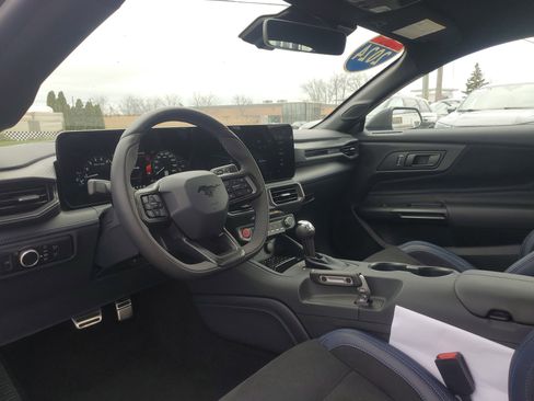 Used 2024 Ford Mustang Dark Horse image 12