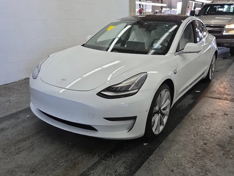 Used 2018 Tesla Model 3 Performance AWD/4WD image 1