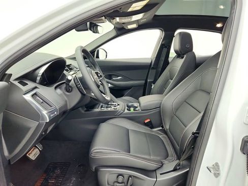 New 2024 Jaguar E-PACE R-Dynamic SE image 22