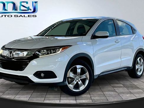 Used 2022 Honda HR-V LX image 1