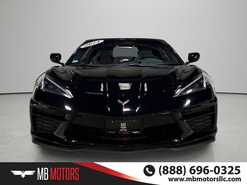 Used 2024 Chevrolet Corvette Stingray Coupe w/ 1LT RWD image 2