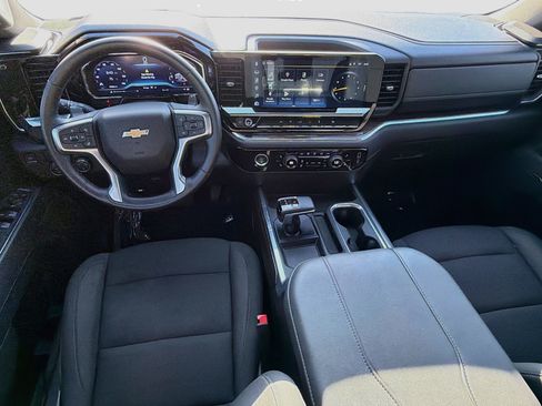 Used 2023 Chevrolet Silverado 1500 LT RWD image 16