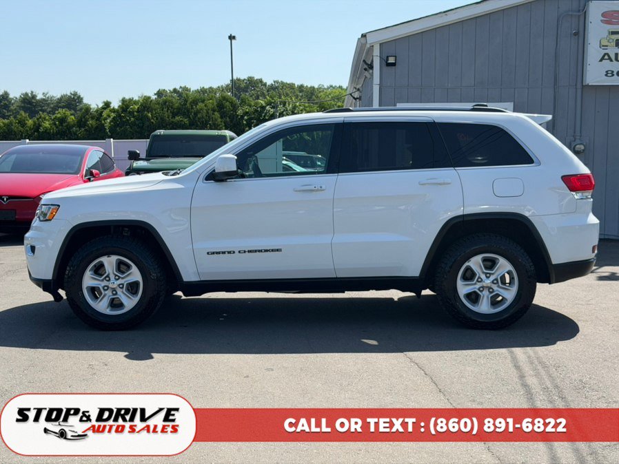 Used 2017 Jeep Grand Cherokee Laredo w/ Quick Order Package 23E AWD/4WD image 8
