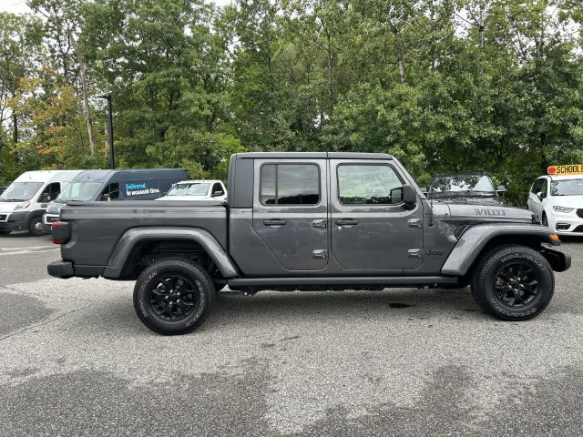Used 2021 Jeep Gladiator Sport AWD/4WD image 2