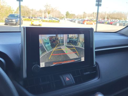 Certified 2023 Toyota RAV4 XLE w/ Convenience Package image 22