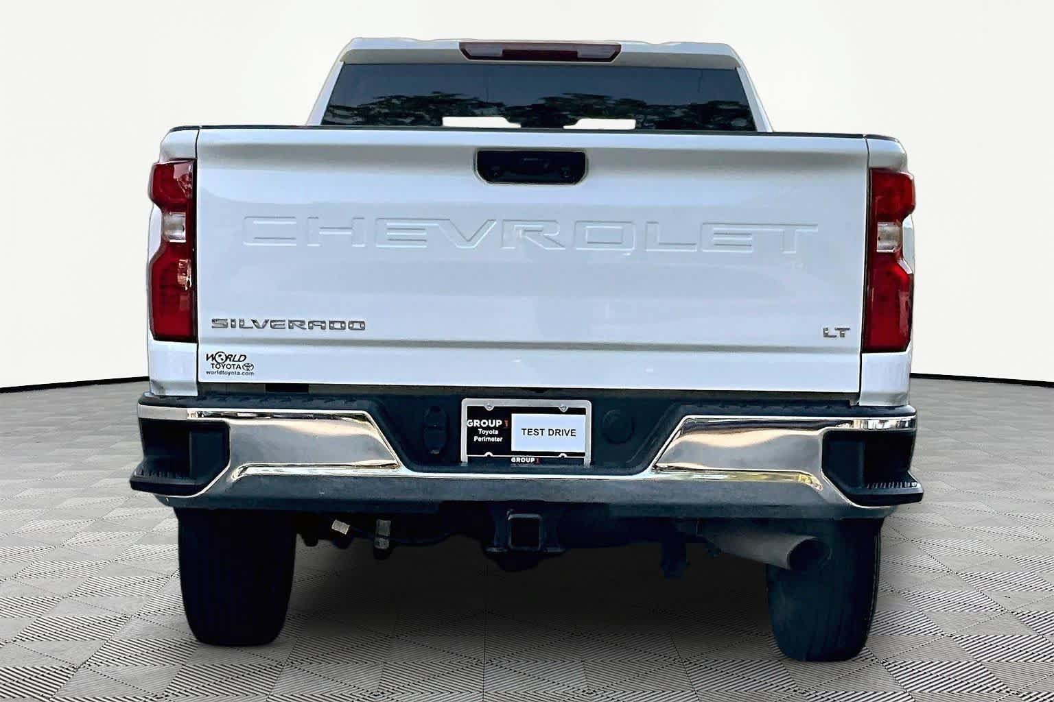Used 2025 Chevrolet Silverado 2500 LT w/ Convenience Package AWD/4WD image 9