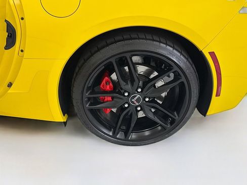 Used 2014 Chevrolet Corvette Stingray Coupe w/ 3LT Preferred Equipment Group RWD image 26