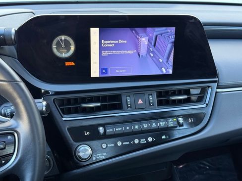 Certified 2025 Lexus ES 350 image 13