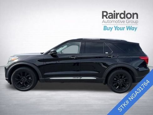Used 2022 Ford Explorer Limited w/ Equipment Group 301A AWD/4WD image 4