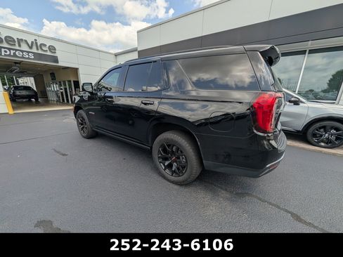 Used 2022 GMC Yukon AT4 w/ Technology Package AWD/4WD image 9