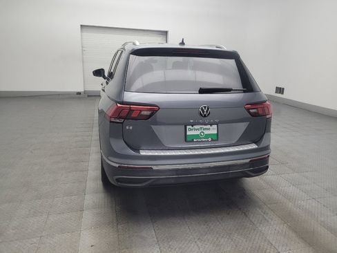 Used 2022 Volkswagen Tiguan SE FWD image 6