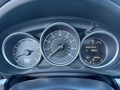 Used 2018 MAZDA CX-5 Touring image 2