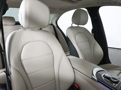 Used 2021 Mercedes-Benz C 300 Sedan image 21