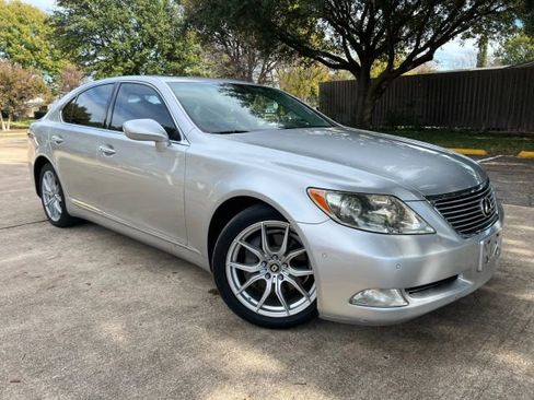 Used 2009 Lexus LS 460 image 2