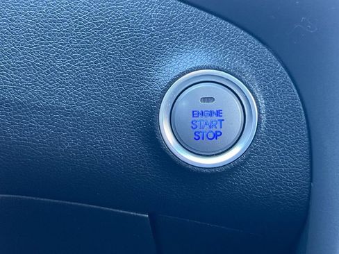 Used 2015 Hyundai Elantra Sport image 18