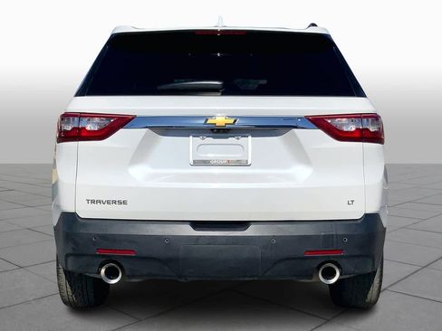 Used 2020 Chevrolet Traverse LT w/ LT Premium Package image 5