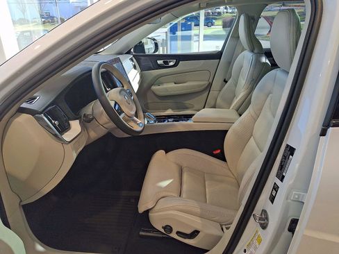 Certified 2026 Volvo XC60 B5 Ultra w/ Protection Package Premier image 11