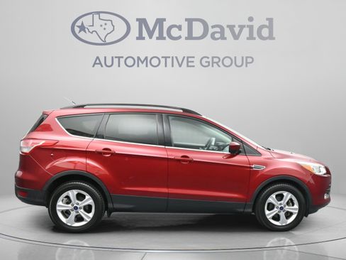 Used 2014 Ford Escape SE w/ Equipment Group 201A FWD image 9