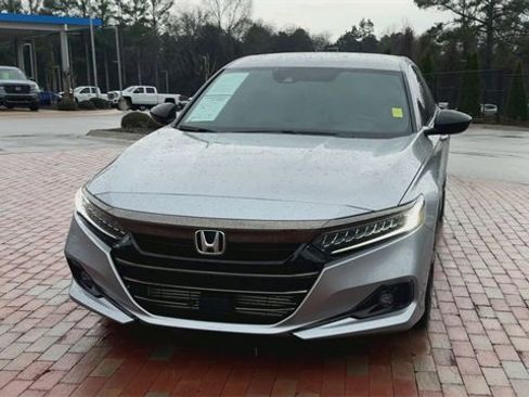 Used 2022 Honda Accord Sport image 6