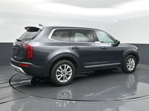 Used 2022 Kia Telluride LX AWD/4WD image 8