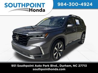 Used 2025 Honda Pilot Elite video 3