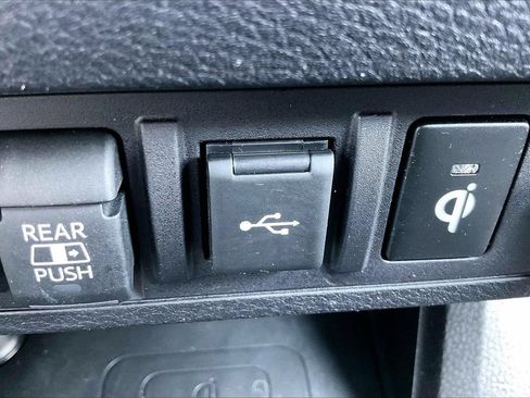 Used 2023 Toyota Tacoma TRD Sport AWD/4WD image 16