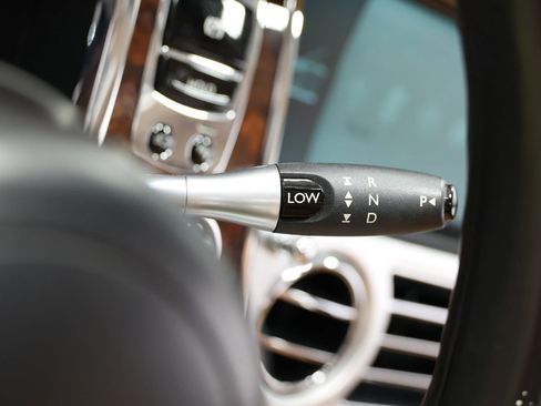 Used 2016 Rolls-Royce Ghost image 24