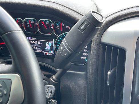 Used 2018 GMC Sierra 1500 SLT AWD/4WD image 22