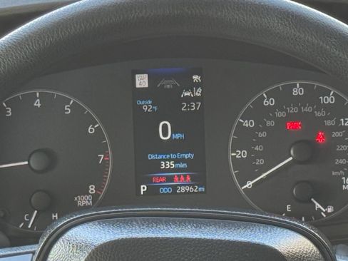 Used 2025 Toyota Corolla LE FWD image 40