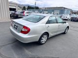 Used 2004 Toyota Camry LE image 3