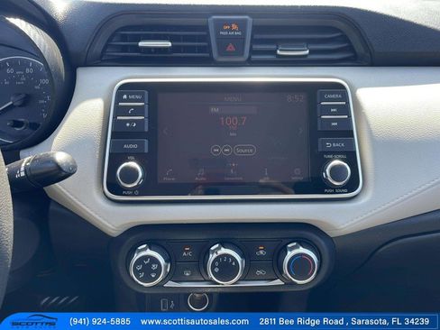 Used 2021 Nissan Versa SV image 23