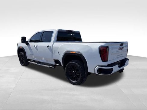 Used 2025 GMC Sierra 2500 Denali AWD/4WD image 17
