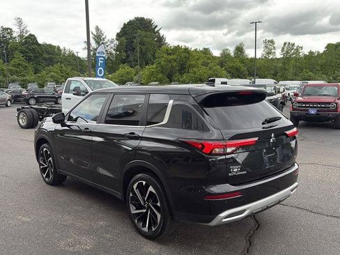 Used 2024 Mitsubishi Outlander SE AWD/4WD image 5