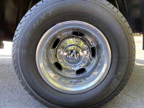 Used 2024 RAM 3500 Big Horn image 39