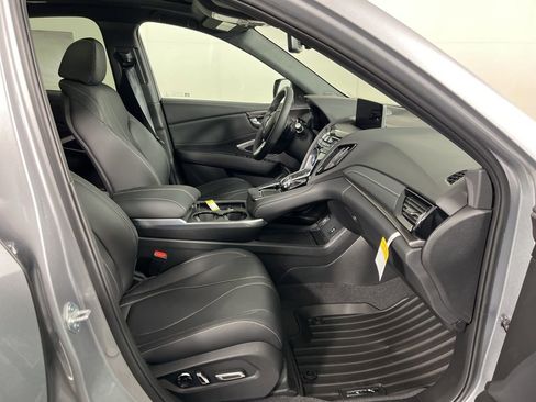 New 2026 Acura RDX SH-AWD image 6