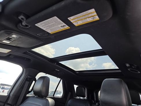 Used 2020 Ford Explorer Limited AWD/4WD image 21