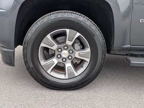 Used 2017 Chevrolet Colorado Z71 image 24