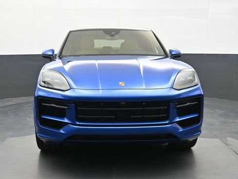 Certified 2025 Porsche Cayenne S AWD/4WD image 26