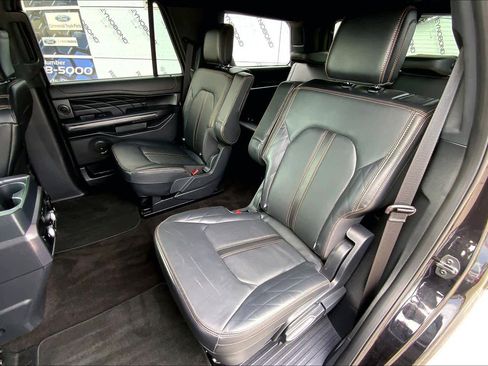 Used 2023 Ford Expedition Platinum AWD/4WD image 21