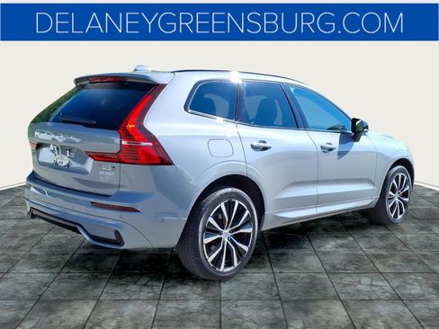 Used 2024 Volvo XC60 B5 Plus w/ Climate Package AWD/4WD image 3