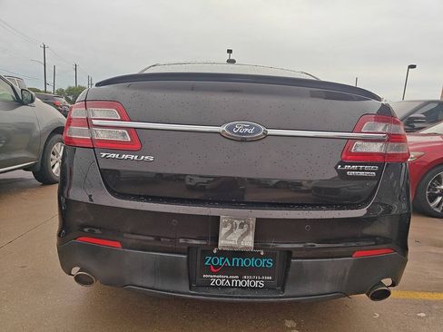 Used 2013 Ford Taurus Limited FWD image 6