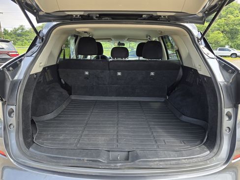 Used 2017 Nissan Murano SV image 12