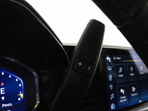 Used 2023 Chevrolet Silverado 1500 LT image 24