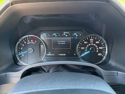 Used 2018 Ford F150 Platinum w/ Equipment Group 701A Luxury AWD/4WD image 28