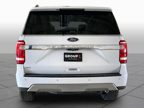 Used 2021 Ford Expedition XLT RWD image 4