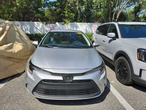 Certified 2026 Toyota Corolla LE FWD image 27