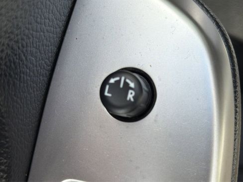 Used 2016 Subaru Crosstrek 2.0i Premium w/ Moonroof Package image 37