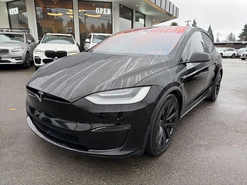 Used 2022 Tesla Model X image 1
