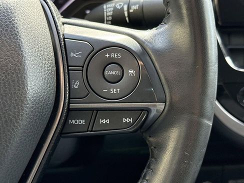 Used 2021 Toyota Camry SE image 33